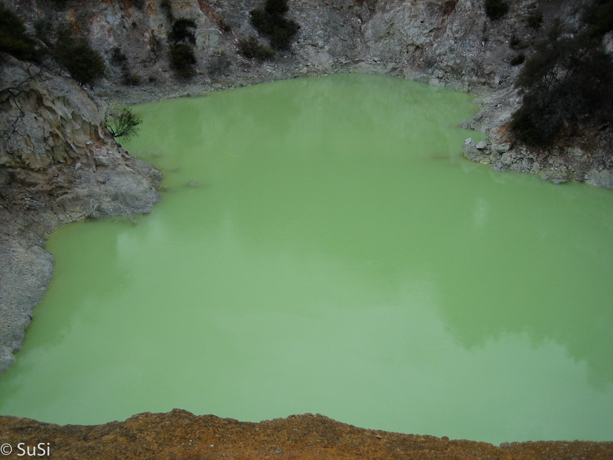 Waiotapu Thermal Reserve und Waimangu Vulcan Valley